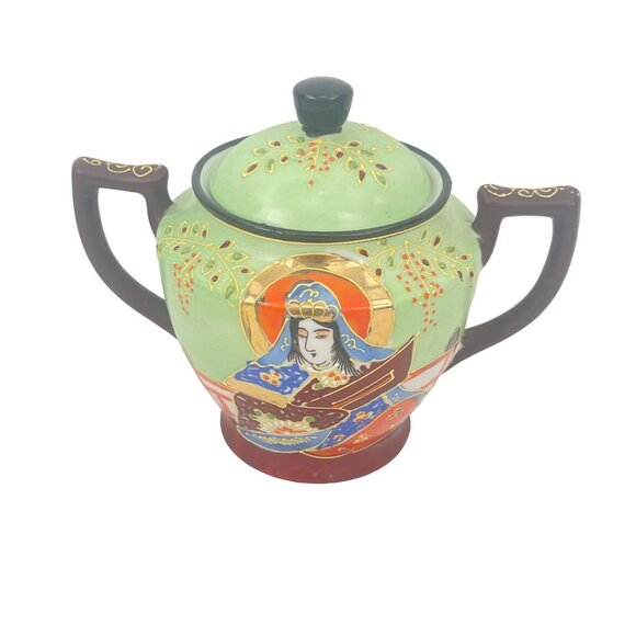 Vintage Satsuma Hand Painted Japanese Immortals Sugar Bowl with Handles and Lid - Picture 10 of 11
